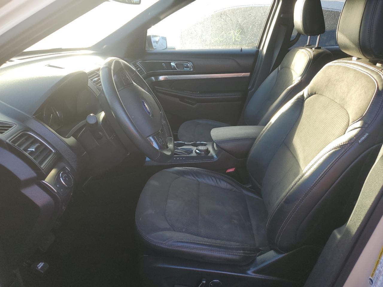 2018 Ford Explorer - Image 7