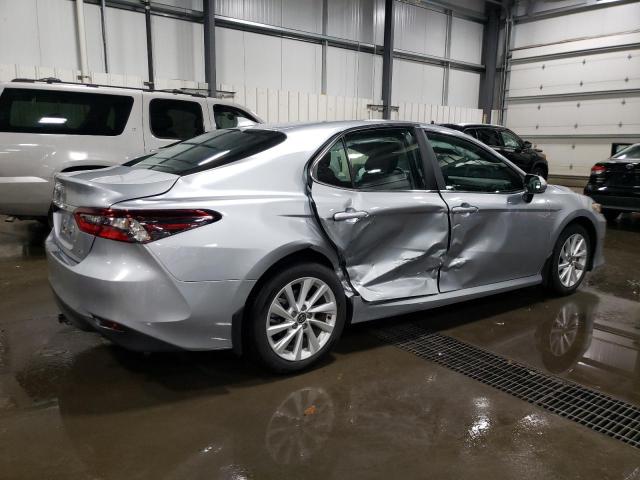 4T1R11AK8PU834932 Toyota Camry LE 3