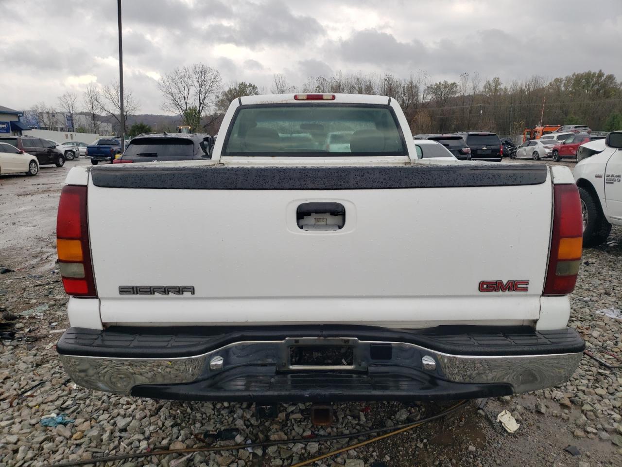 2000 GMC Sierra - Image 6