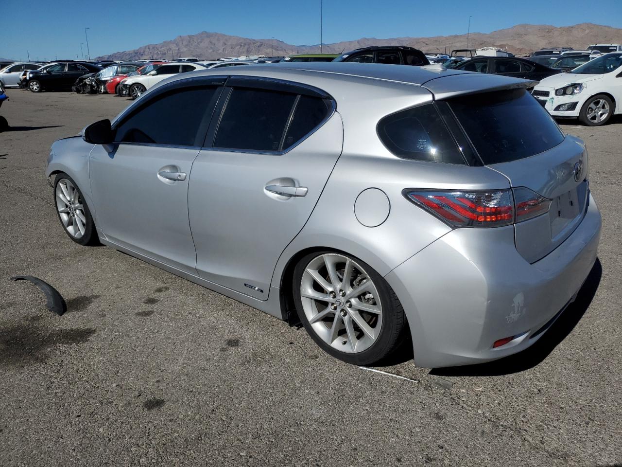 2012 Lexus CT - Image 2