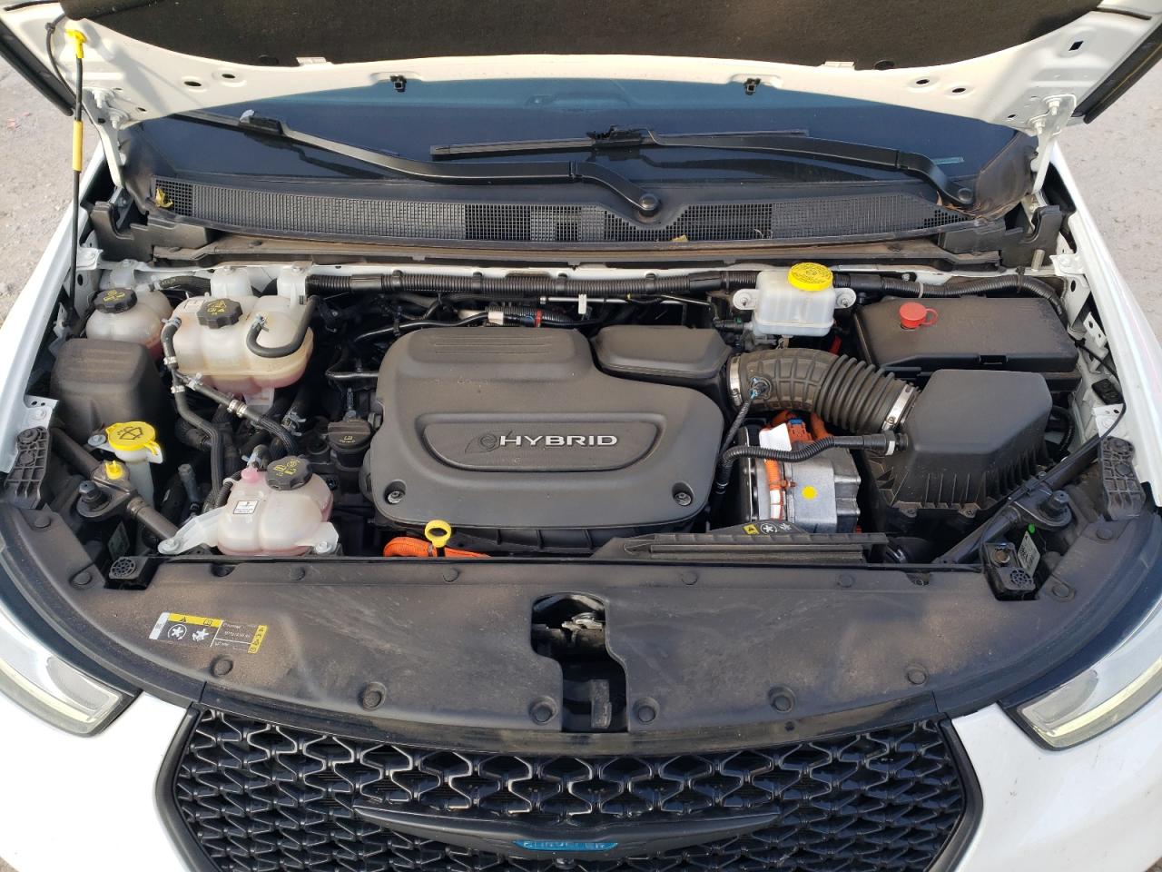2021 Chrysler Pacifica - Image 12