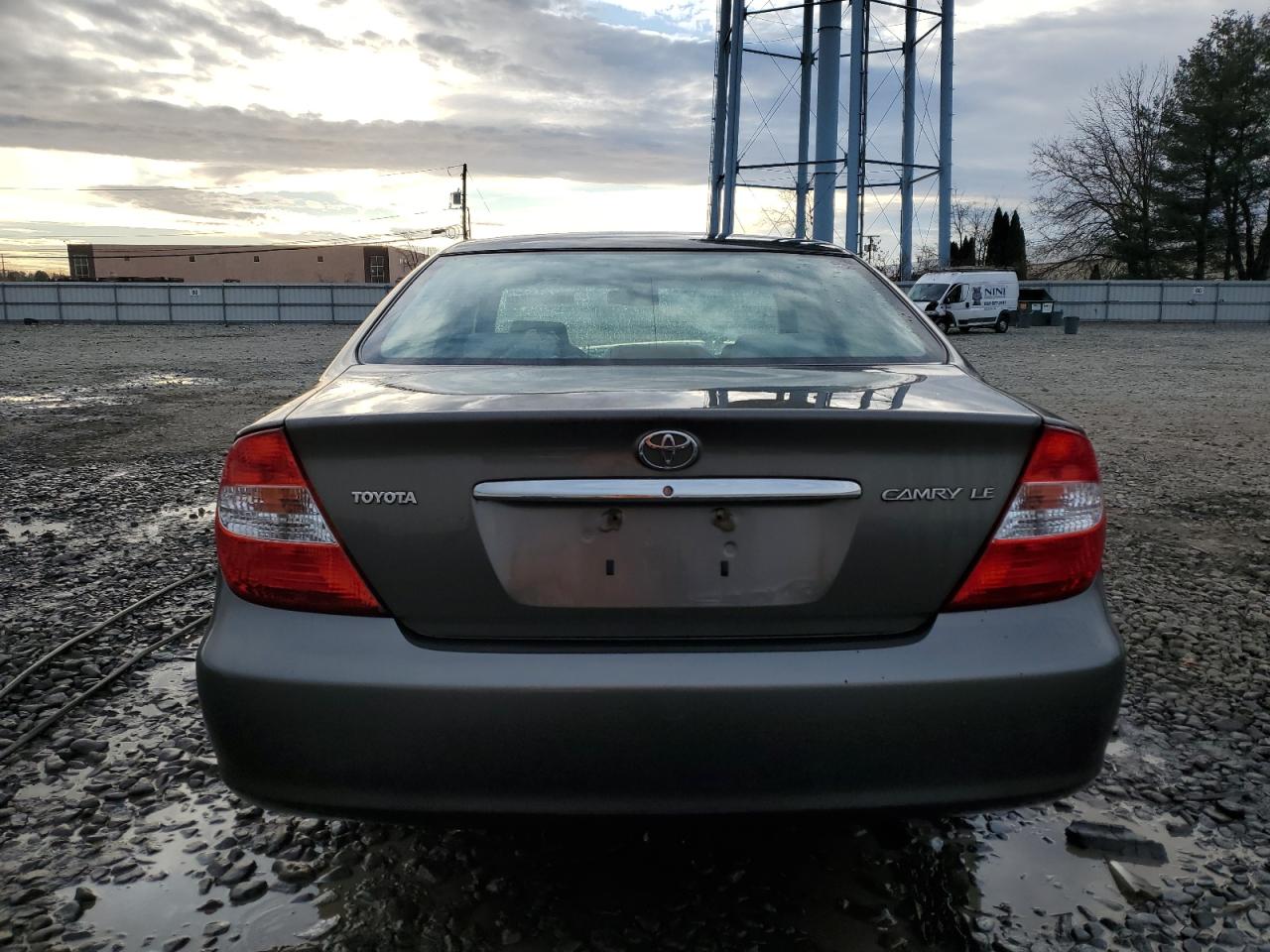 2003 Toyota Camry Le VIN: 4T1BE32K43U736636 Lot: 80068144