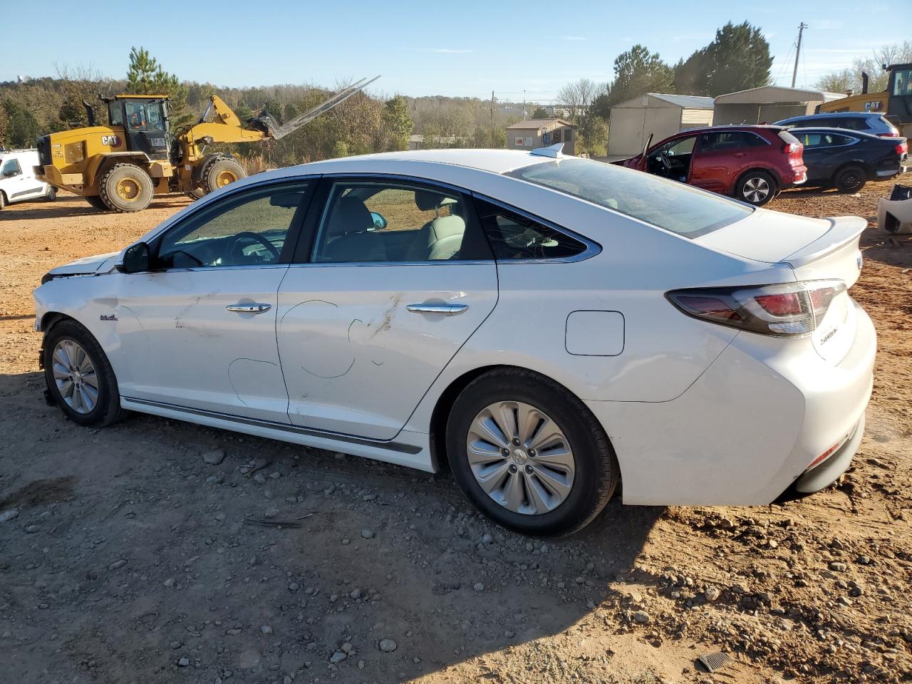 KMHE24L12HA050315 2017 HYUNDAI SONATA - Image 2