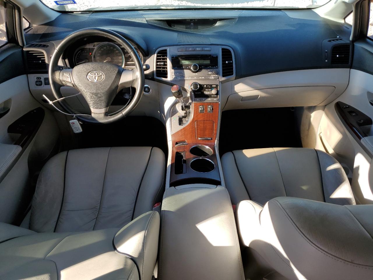 2009 Toyota Venza - Image 8