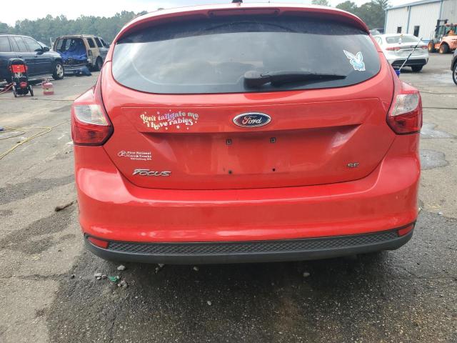  FORD FOCUS 2014 Красный