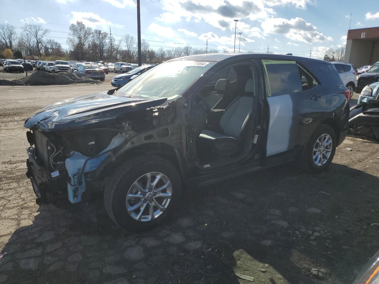2020 Chevrolet Equinox - Image 1