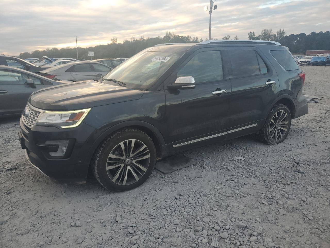 VIN 1FM5K8HT9HGD09624 2017 FORD EXPLORER no.1