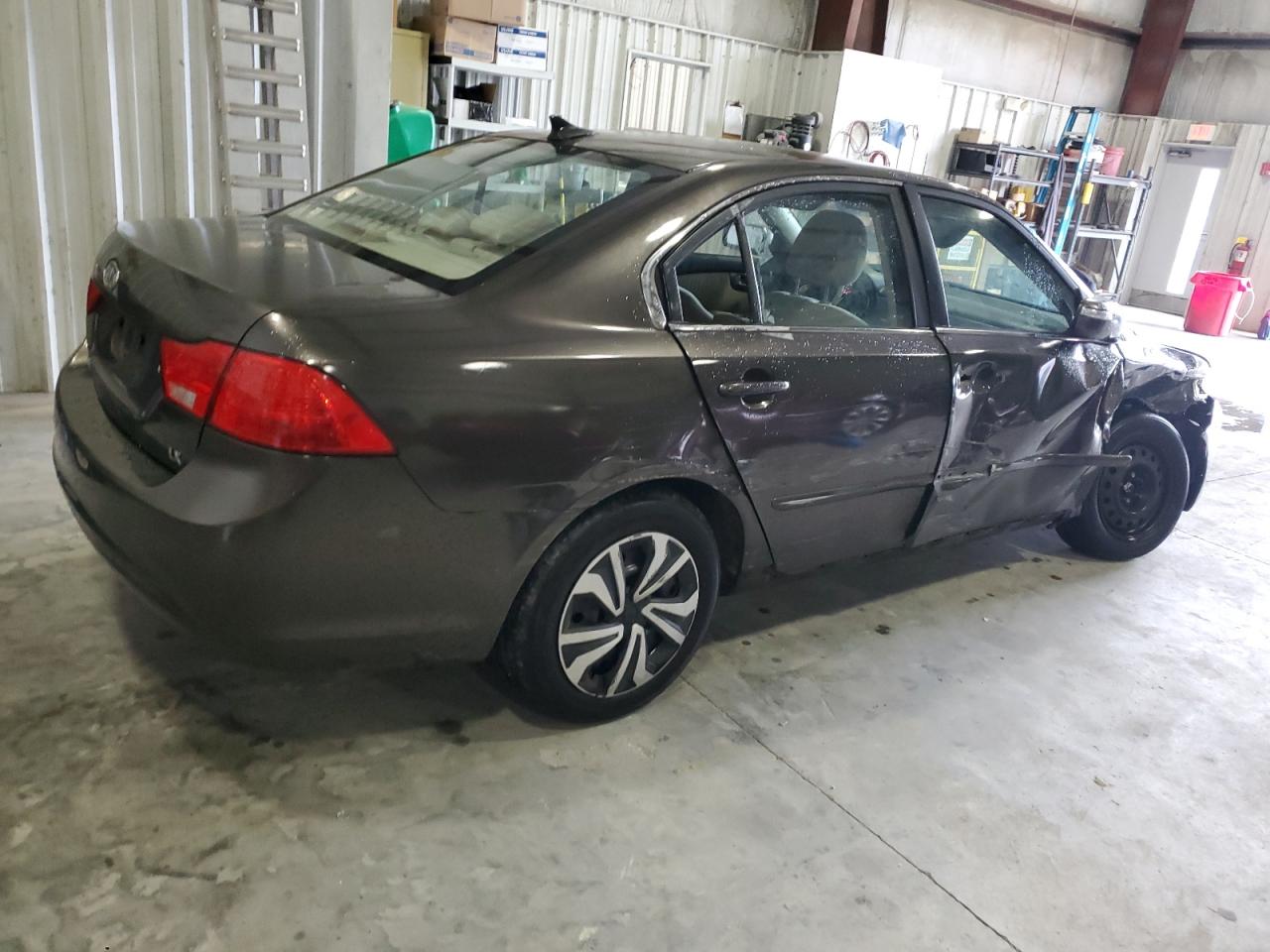 2009 Kia Optima - Image 3