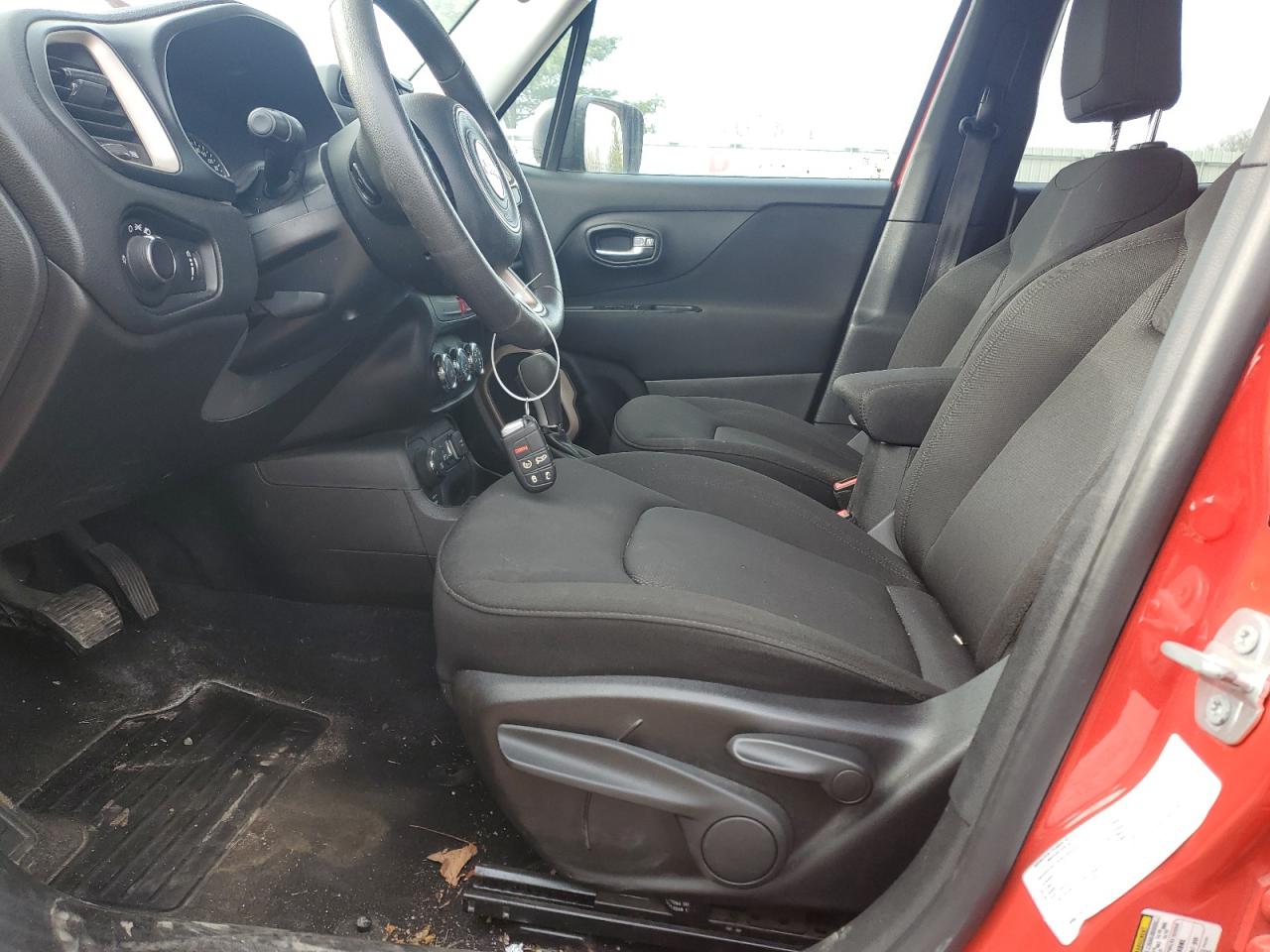 2016 Jeep Renegade Sport VIN: ZACCJBAT7GPE10197 Lot: 81523484