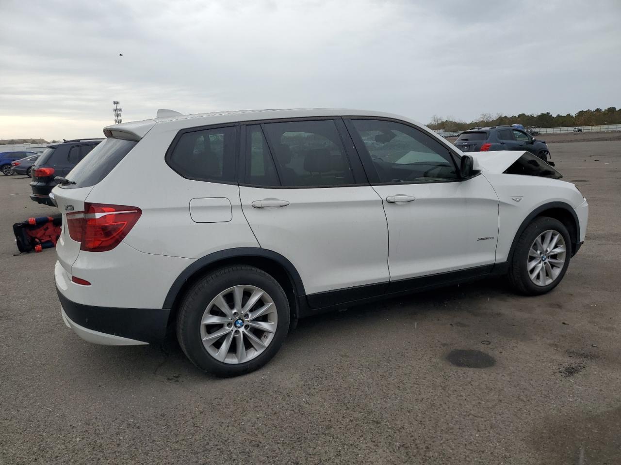 VIN 5UXWX9C54E0D17161 2014 BMW X3 no.3