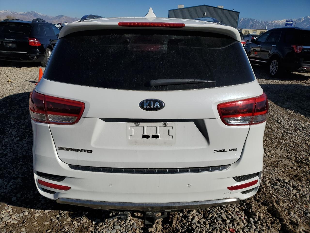 2017 Kia Sorento - Image 6