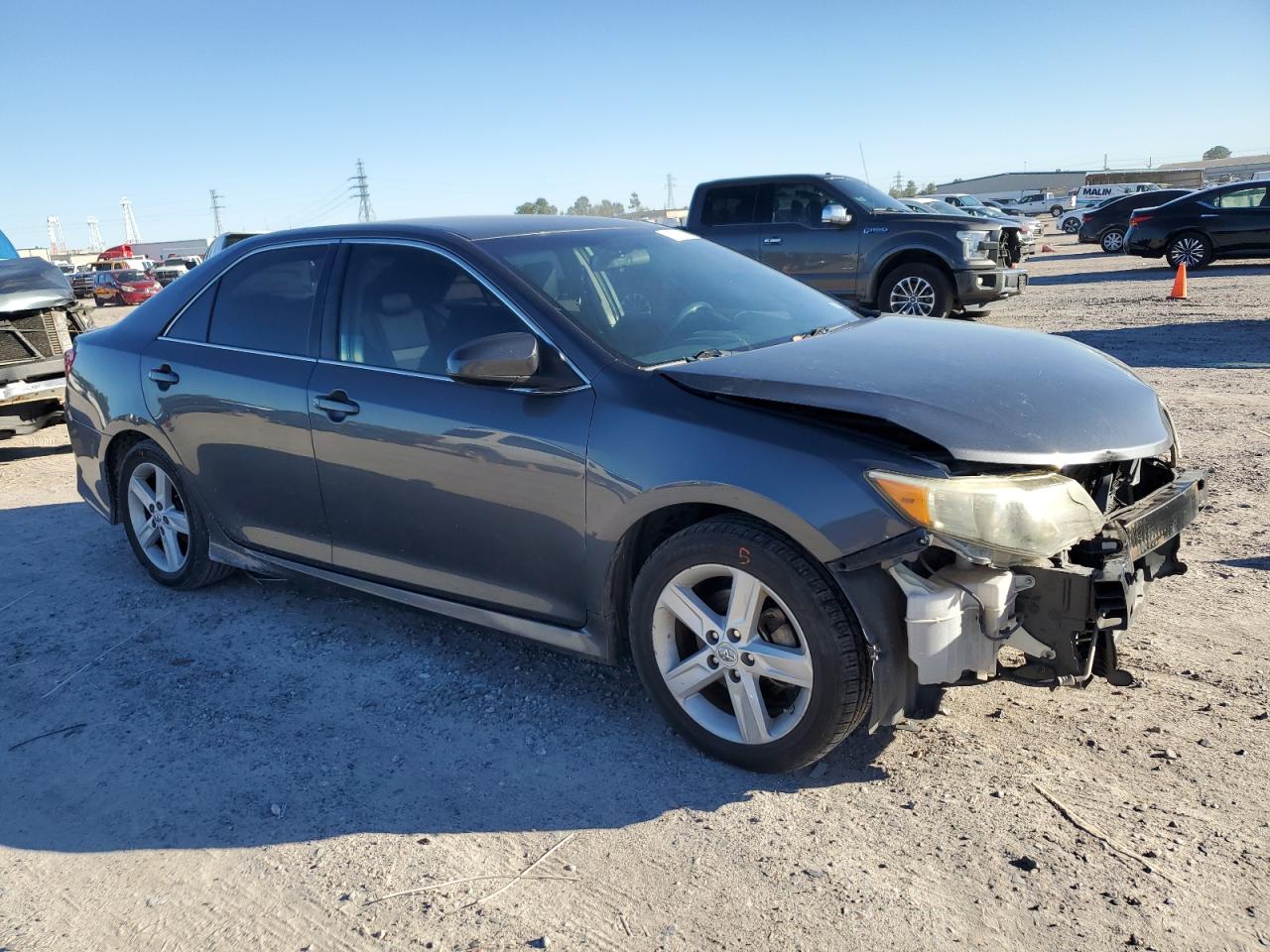 2012 Toyota Camry - Image 4