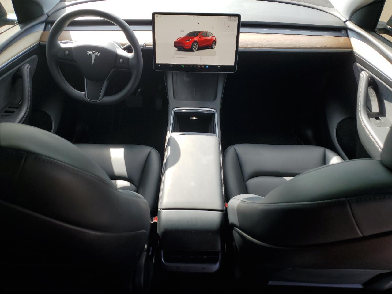 VIN 7SAYGDEE4PA065374 2023 TESLA MODEL Y no.8