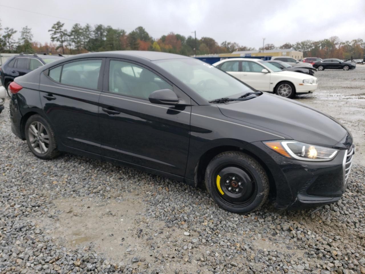 2017 Hyundai Elantra - Image 4