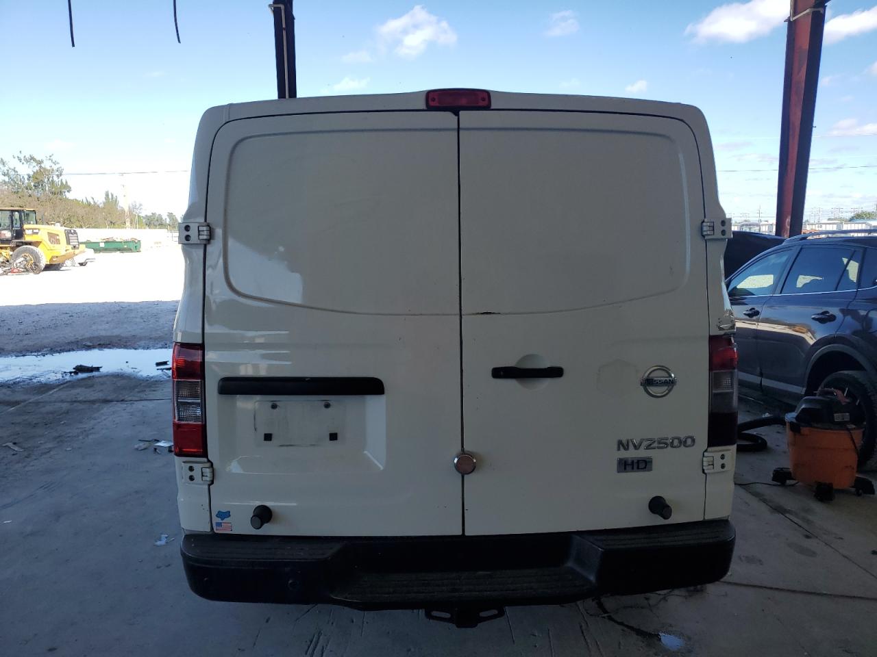 VIN 1N6BF0KX9FN800922 2015 NISSAN NV no.6