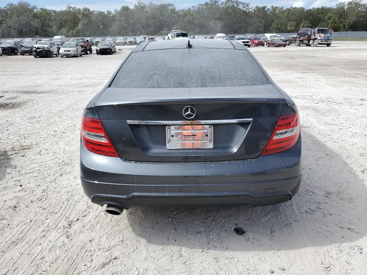 2014 Mercedes-Benz C 250 VIN: WDDGJ4HB4EG205334 Lot: 78707064