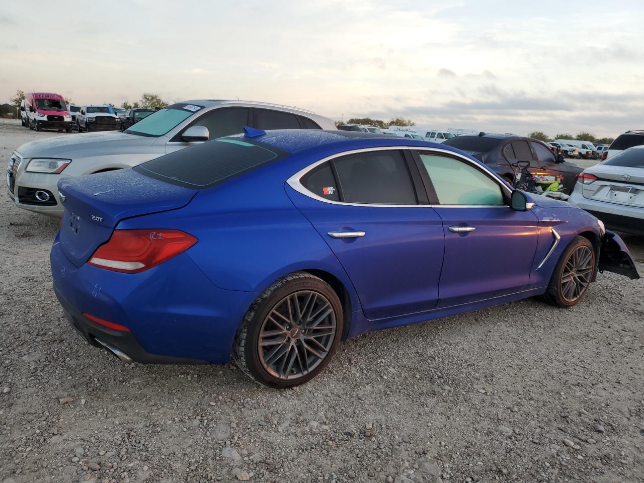 VIN KMTG34LA3KU037414 2019 GENESIS G70 no.3