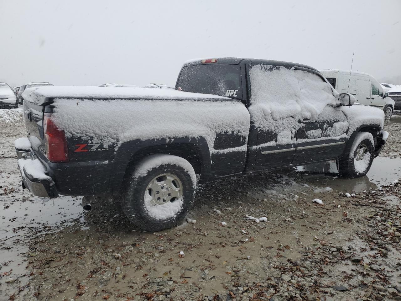 2003 Chevrolet Silverado K1500 VIN: 1GCEK19T63E271476 Lot: 81237584