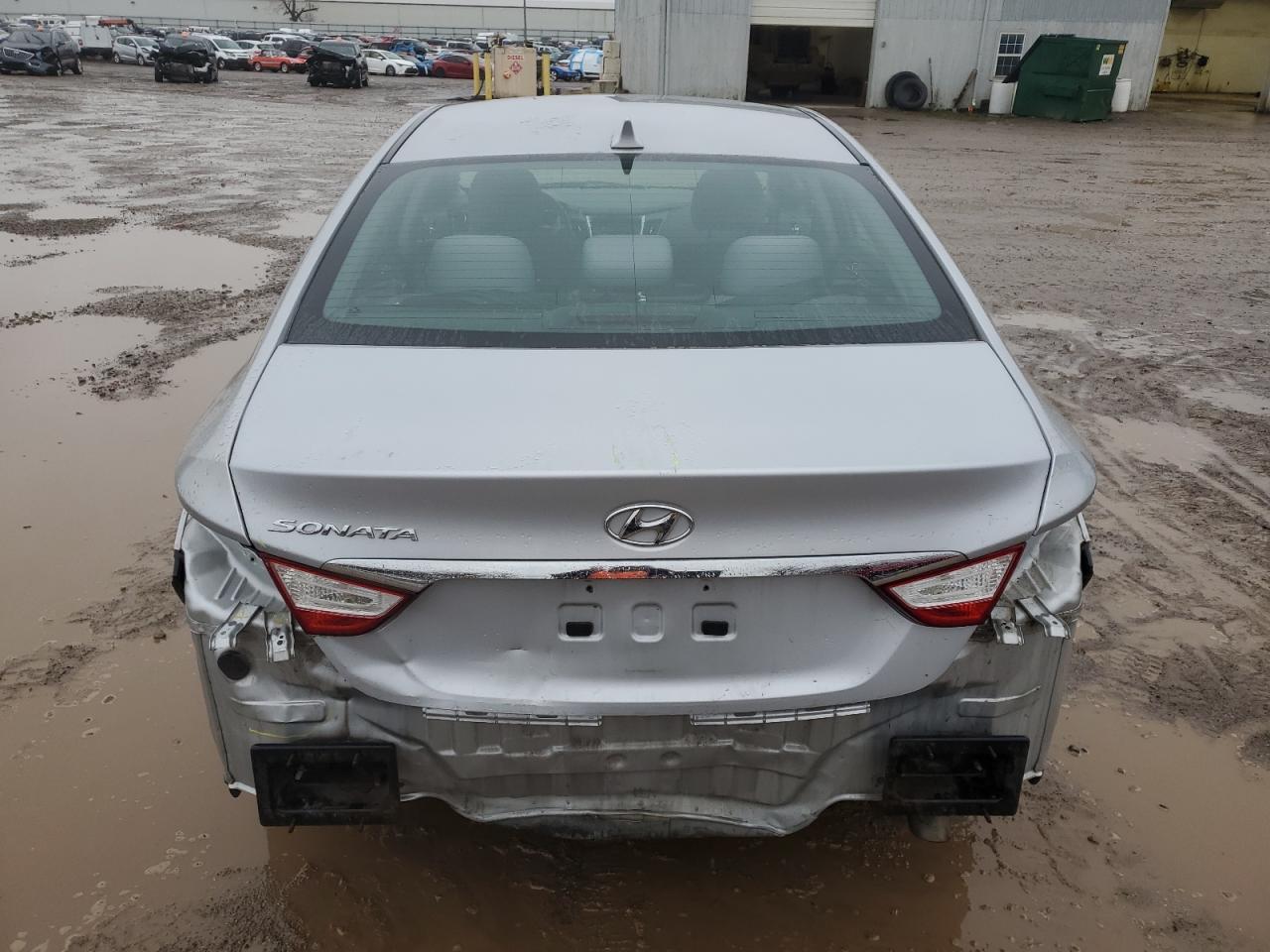 2011 Hyundai Sonata - Image 6