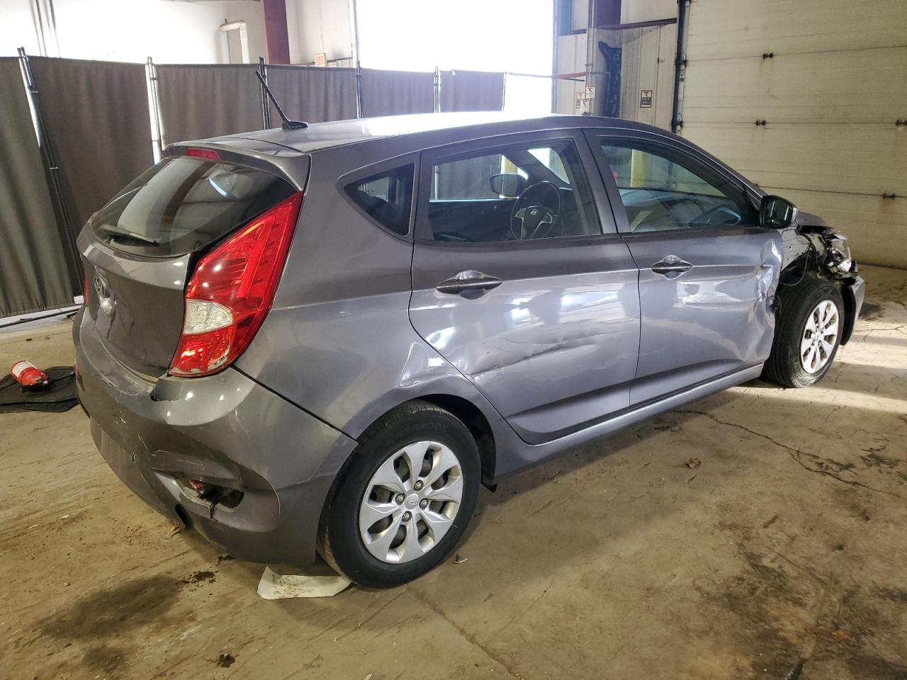 2017 Hyundai Accent - Image 3