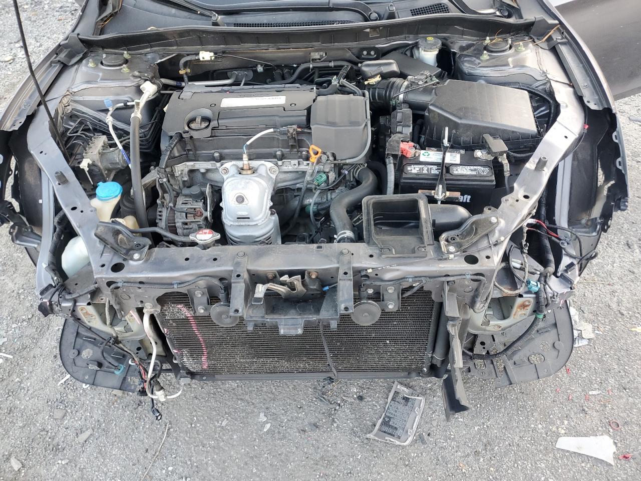 VIN 1HGCR2F30FA241500 2015 HONDA ACCORD no.11