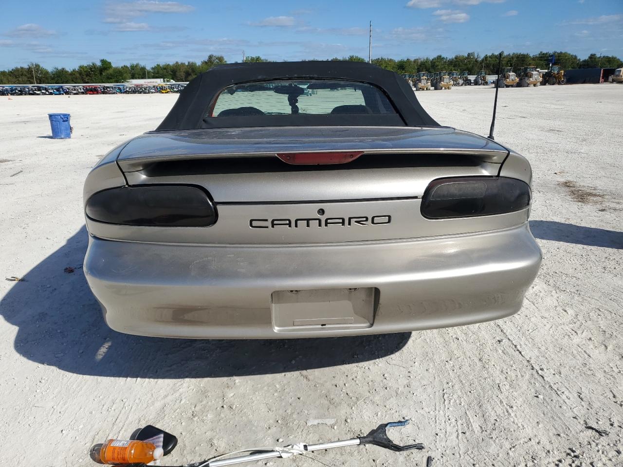 2002 Chevrolet Camaro VIN: 2G1FP32K922121268 Lot: 81370464