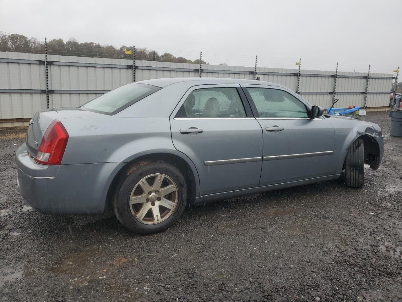 2007 Chrysler 300 - Image 3