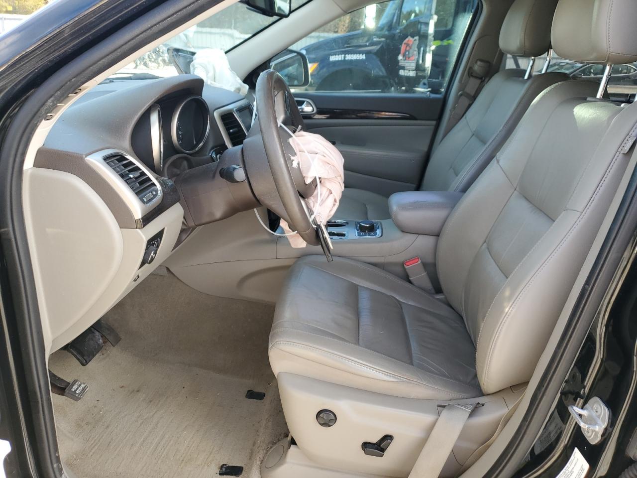 2012 Jeep Grand Cherokee - Image 7