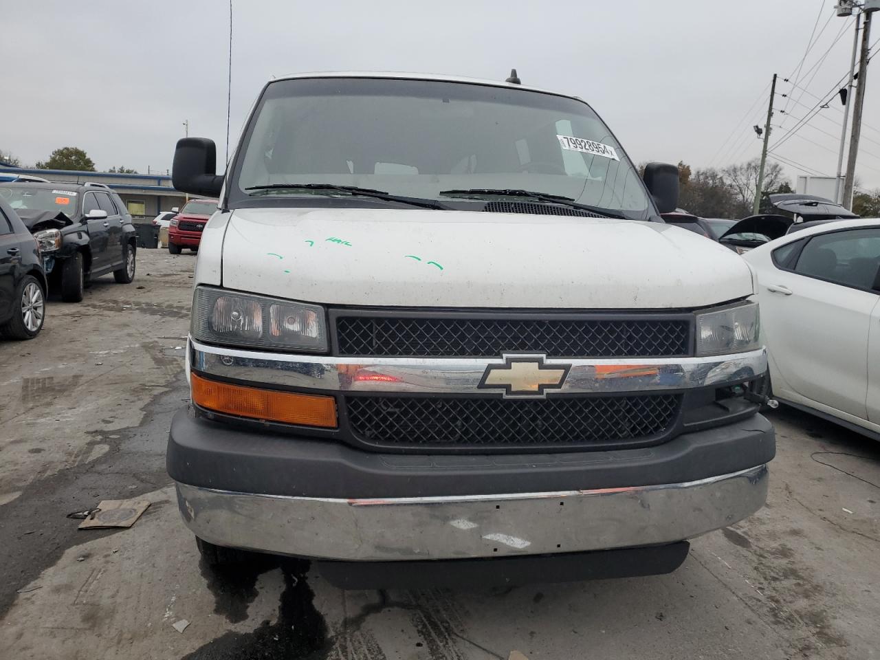 2016 Chevrolet Express - Image 5