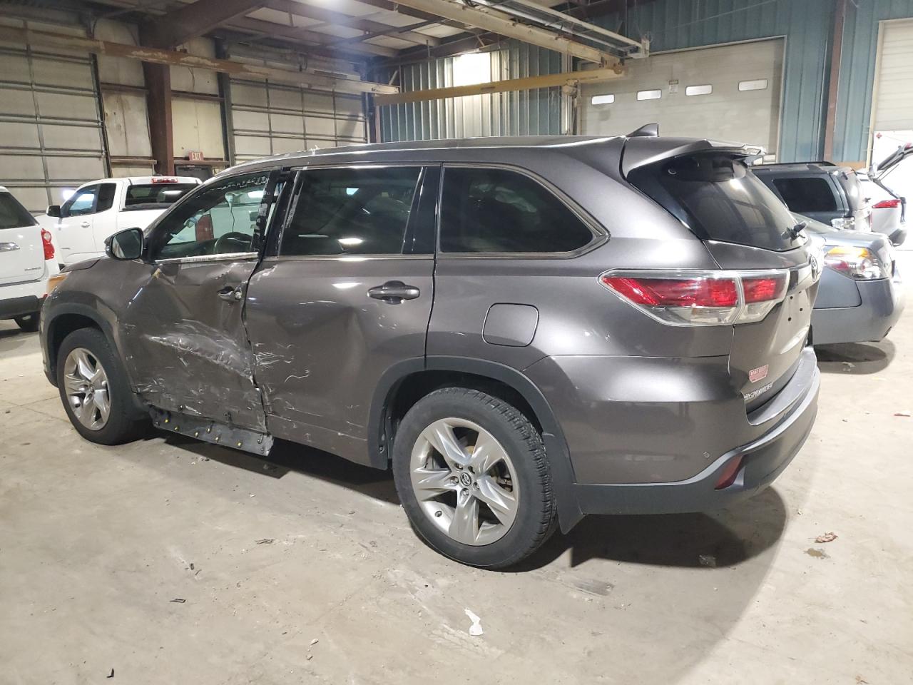 VIN 5TDDKRFH6GS267681 2016 TOYOTA HIGHLANDER no.2