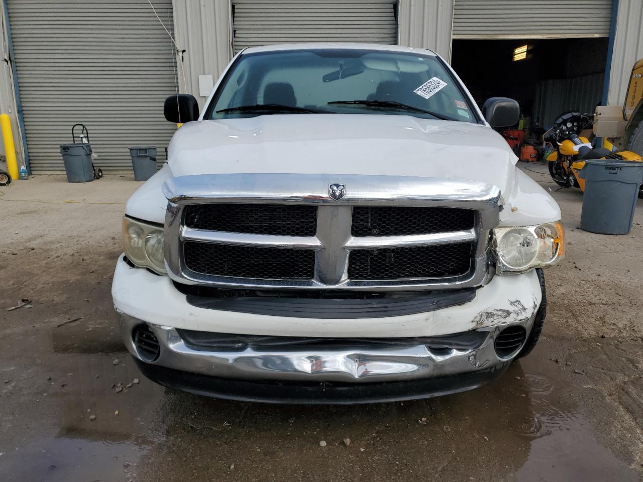 2004 Dodge RAM - Image 5