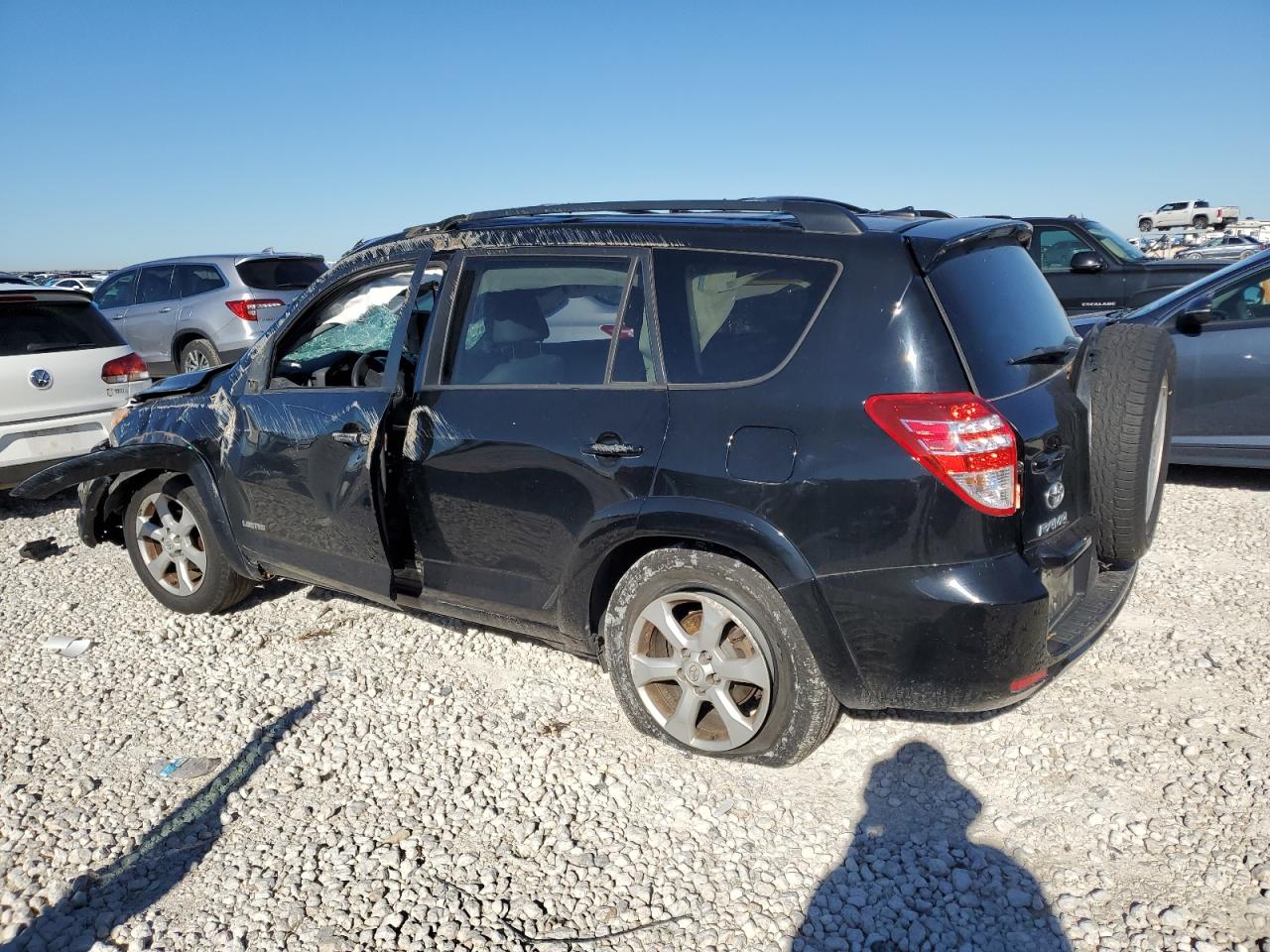 2011 Toyota RAV 4 - Image 2
