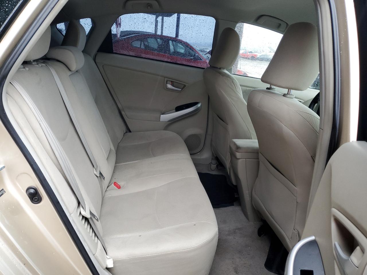 2010 Toyota Prius - Image 10