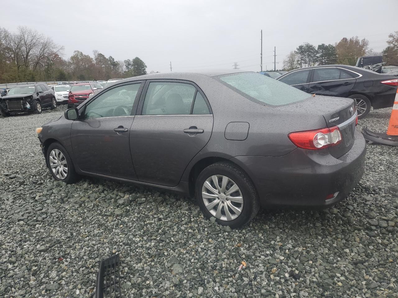 VIN 5YFBU4EEXDP146166 2013 TOYOTA COROLLA no.2