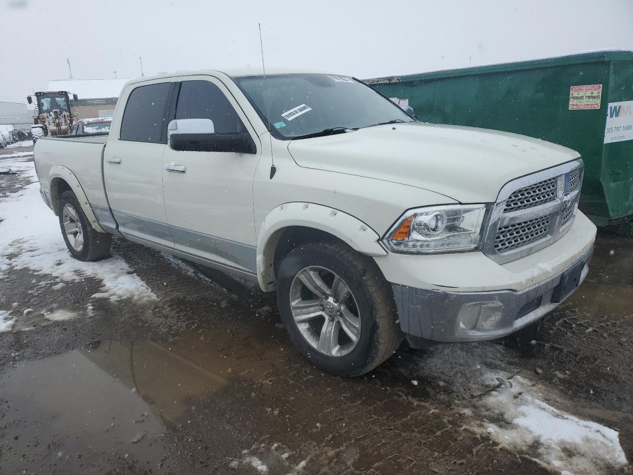 2016 RAM 1500 - Image 4