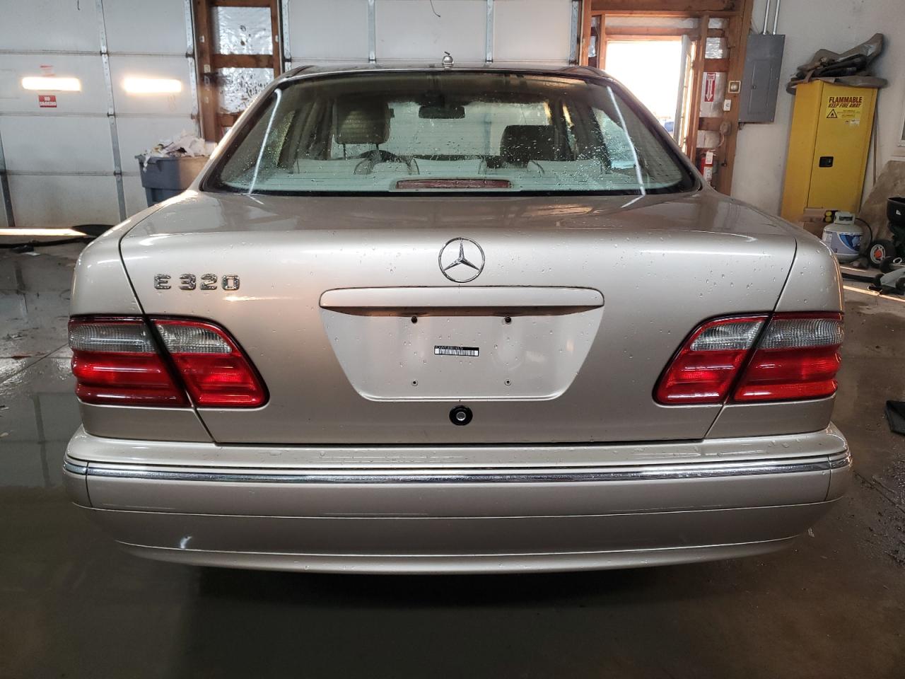 2000 Mercedes-Benz E 320 VIN: WDBJF65J8YB148175 Lot: 78756544