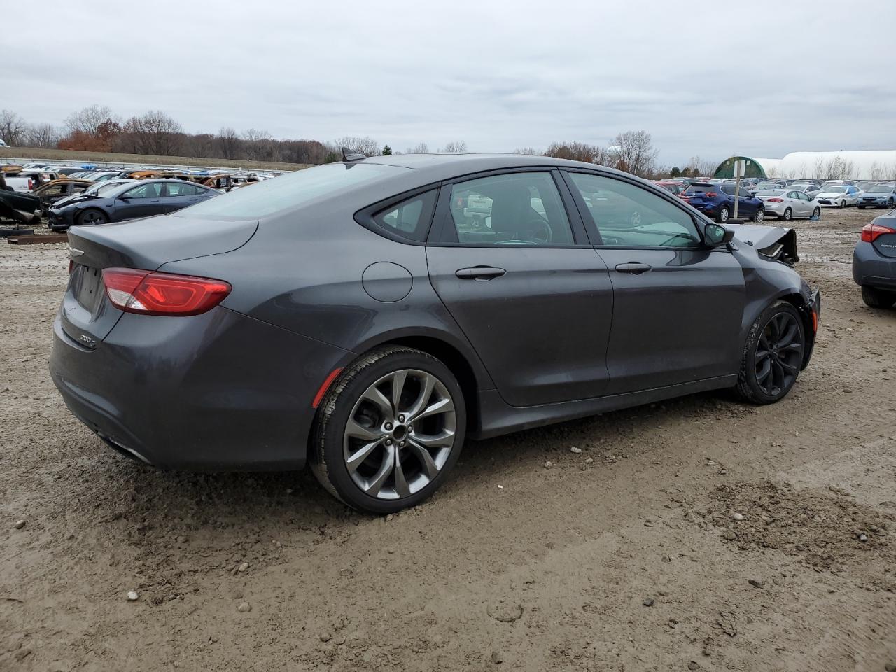 VIN 1C3CCCBB1FN663596 2015 CHRYSLER 200 no.3