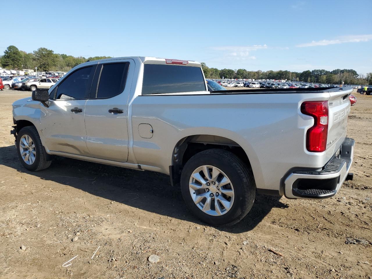 2020 Chevrolet Silverado - Image 2