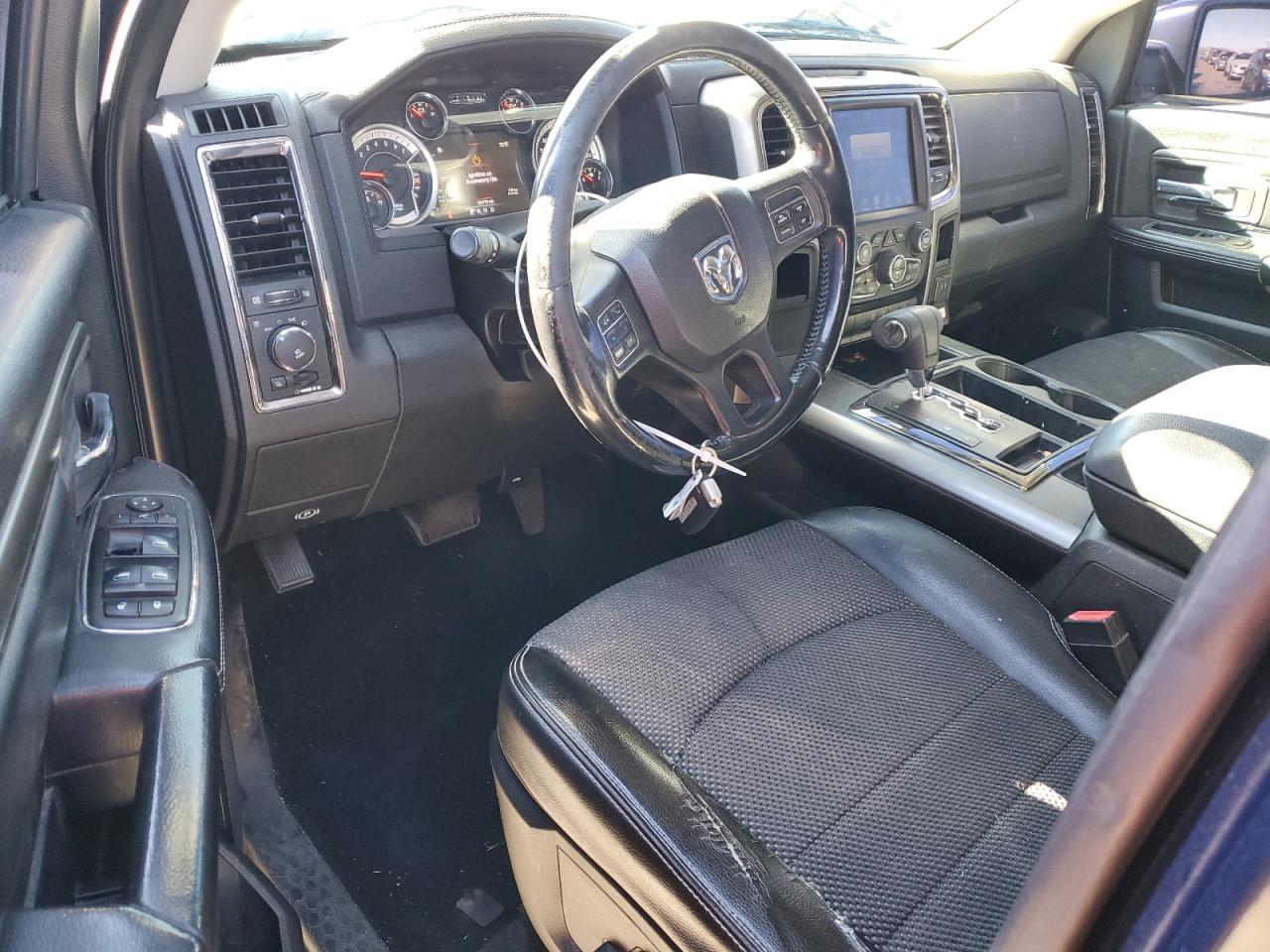2013 RAM 1500 - Image 8