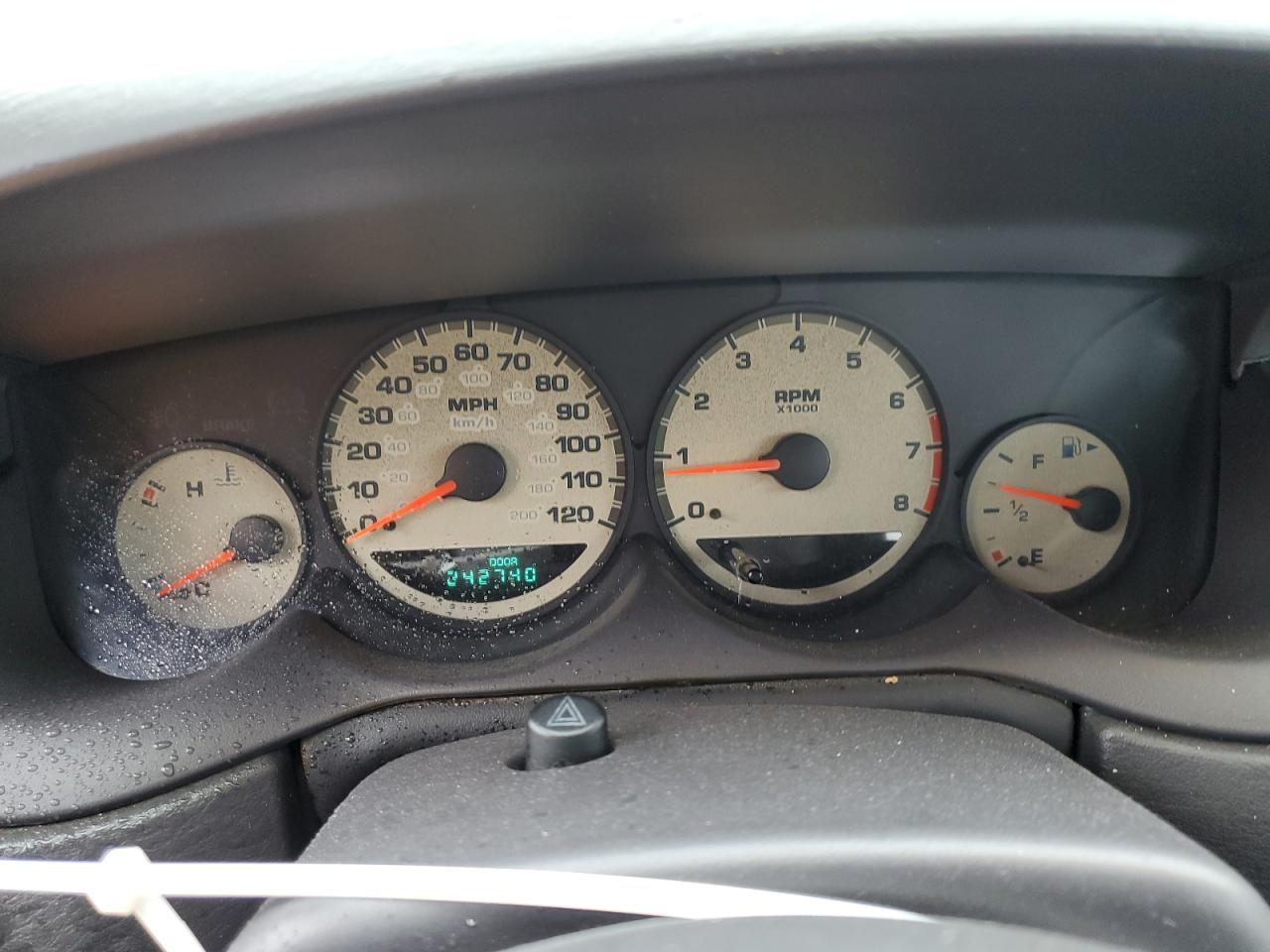 2000 Dodge Neon - Image 9