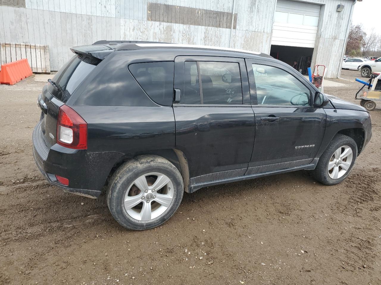 2016 Jeep Compass - Image 3