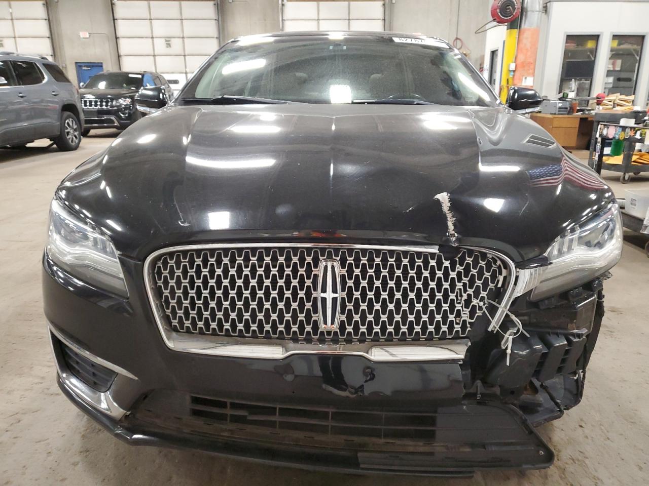 2017 Lincoln MKZ - Image 5