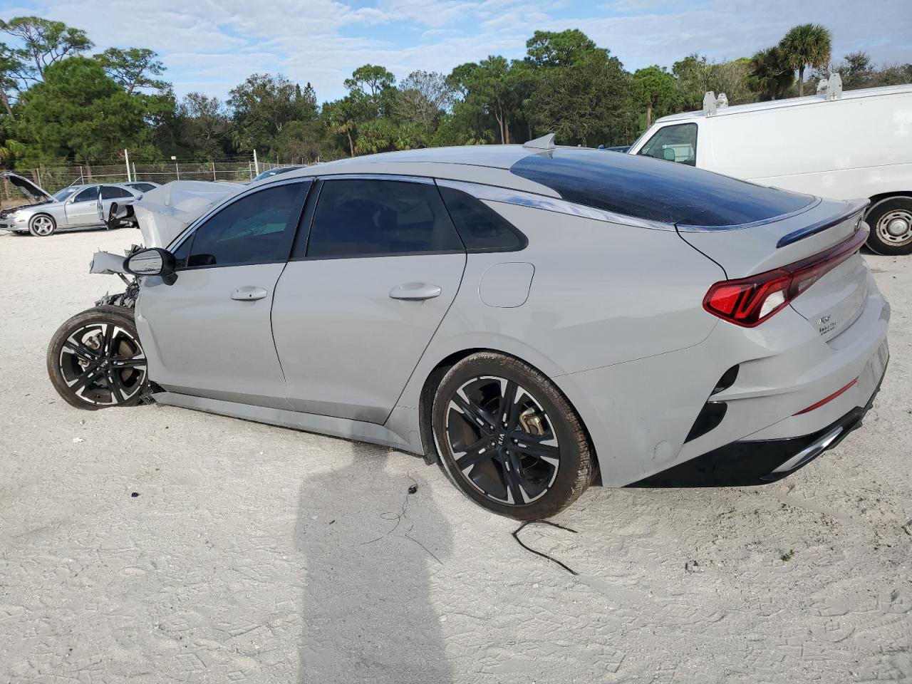 2021 Kia K5 - Image 2