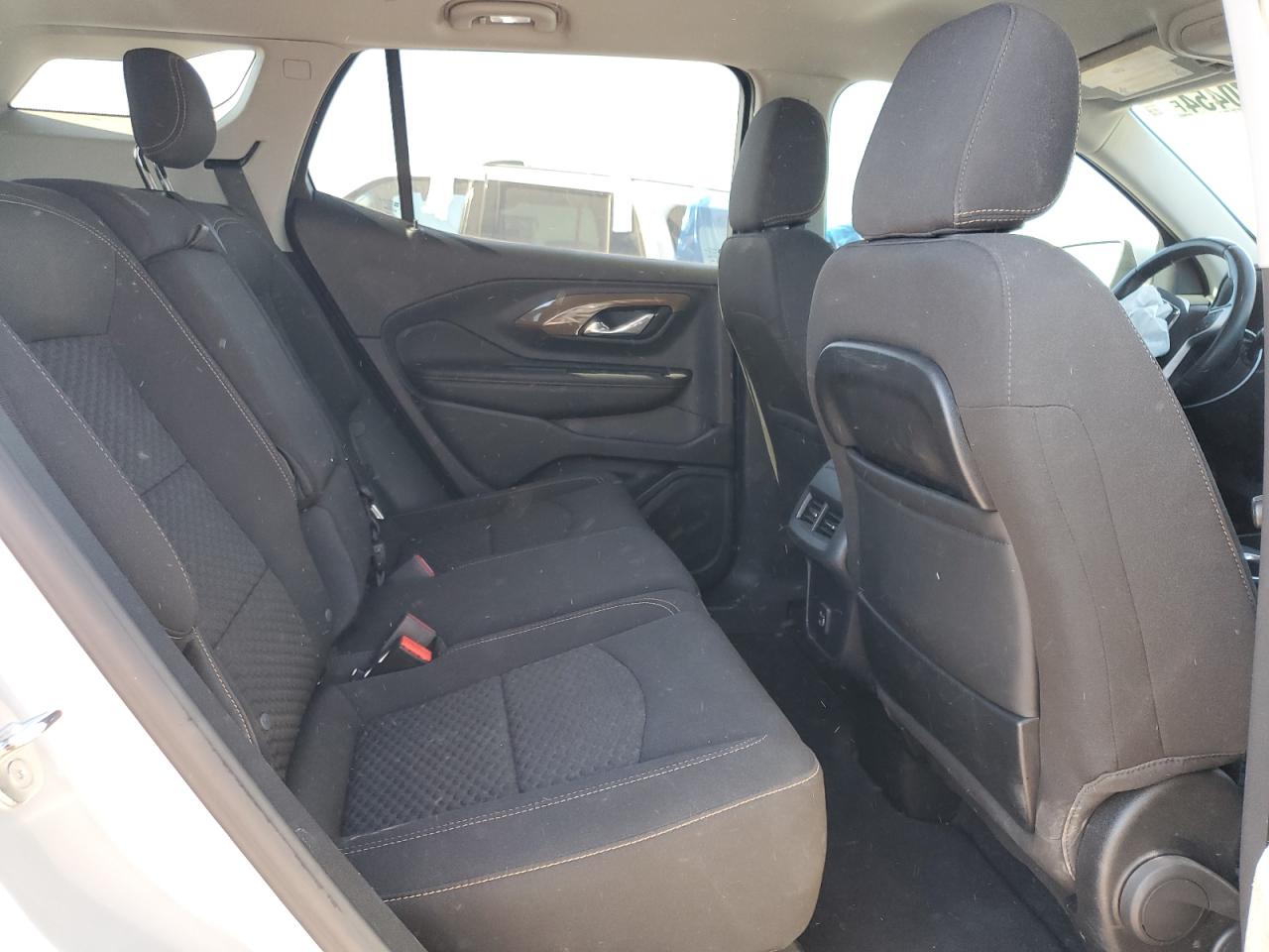 2020 GMC Terrain - Image 10