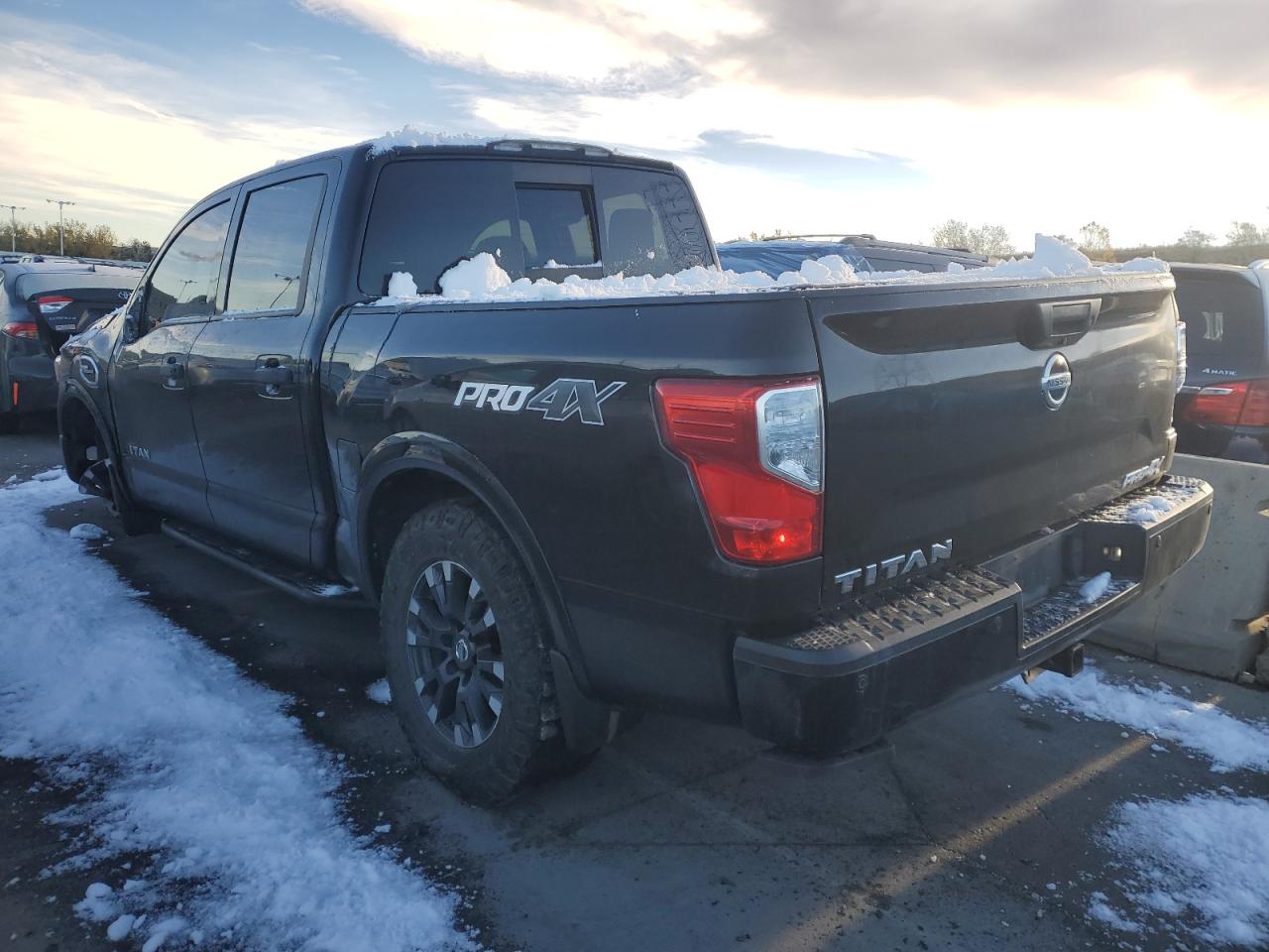 2017 Nissan Titan Sv VIN: 1N6AA1E5XHN537501 Lot: 79281694