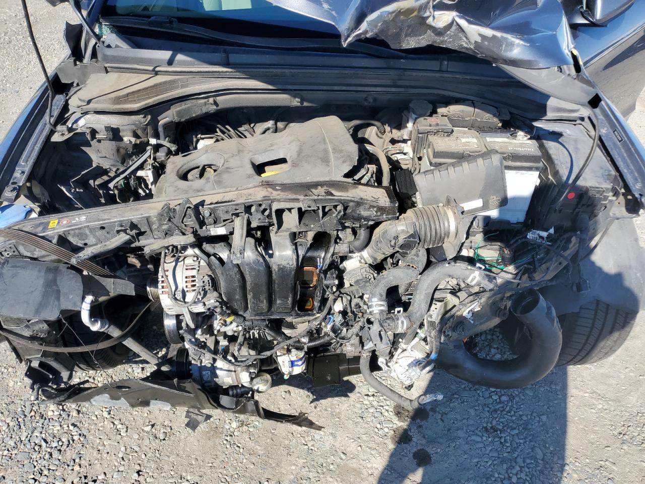 2018 Hyundai Elantra - Image 11