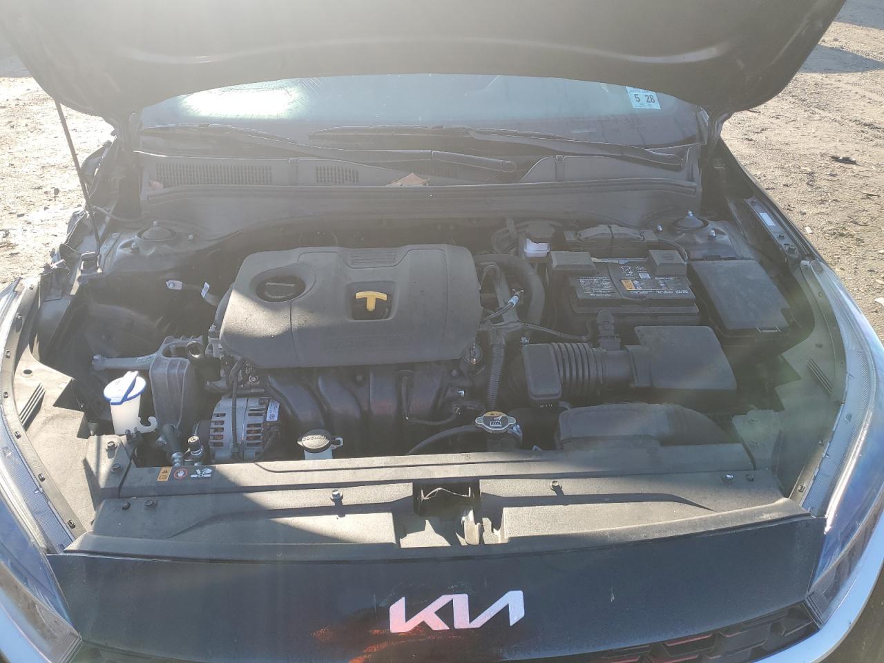 2023 Kia Forte - Image 11