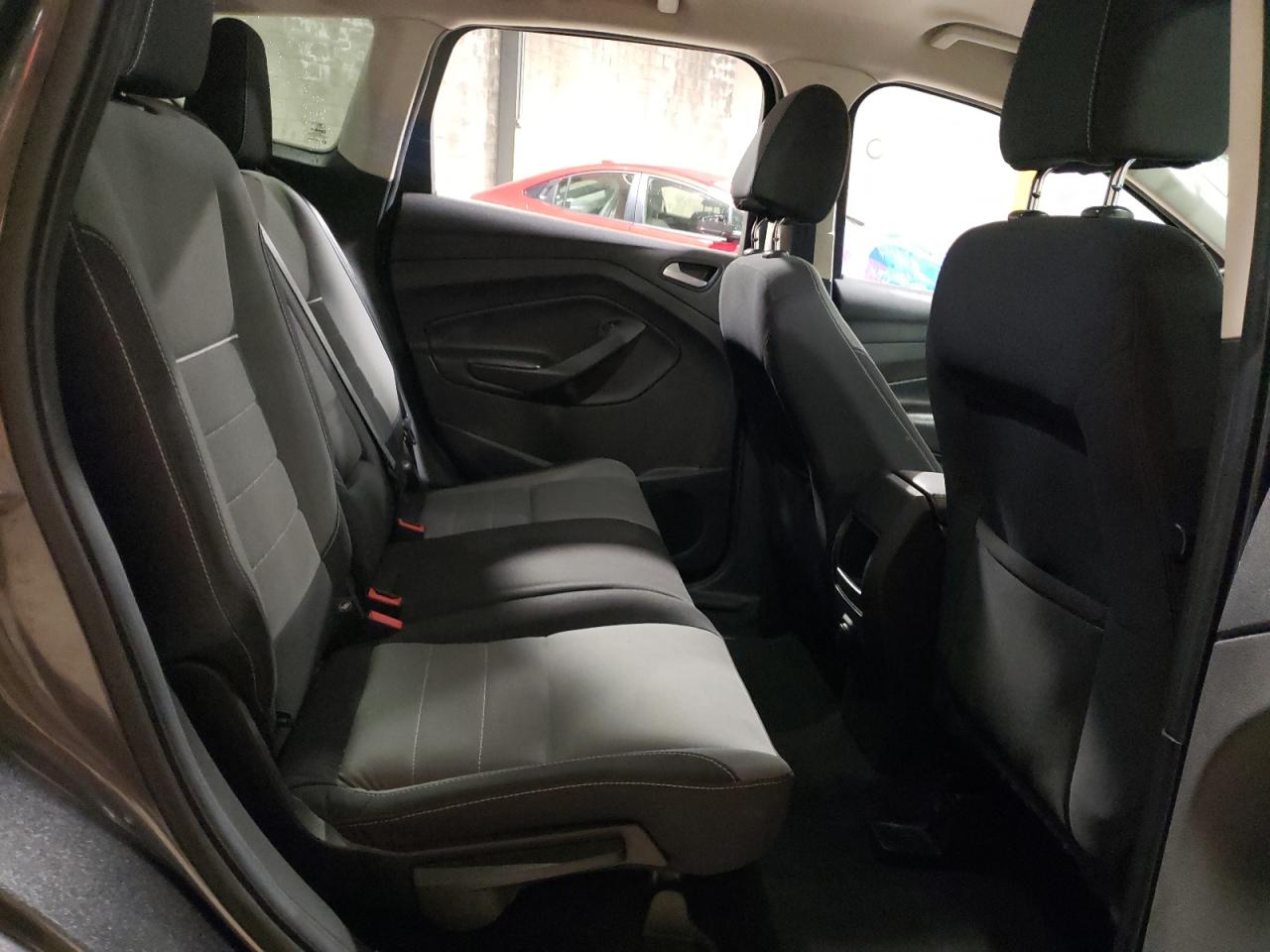 2015 Ford Escape - Image 11