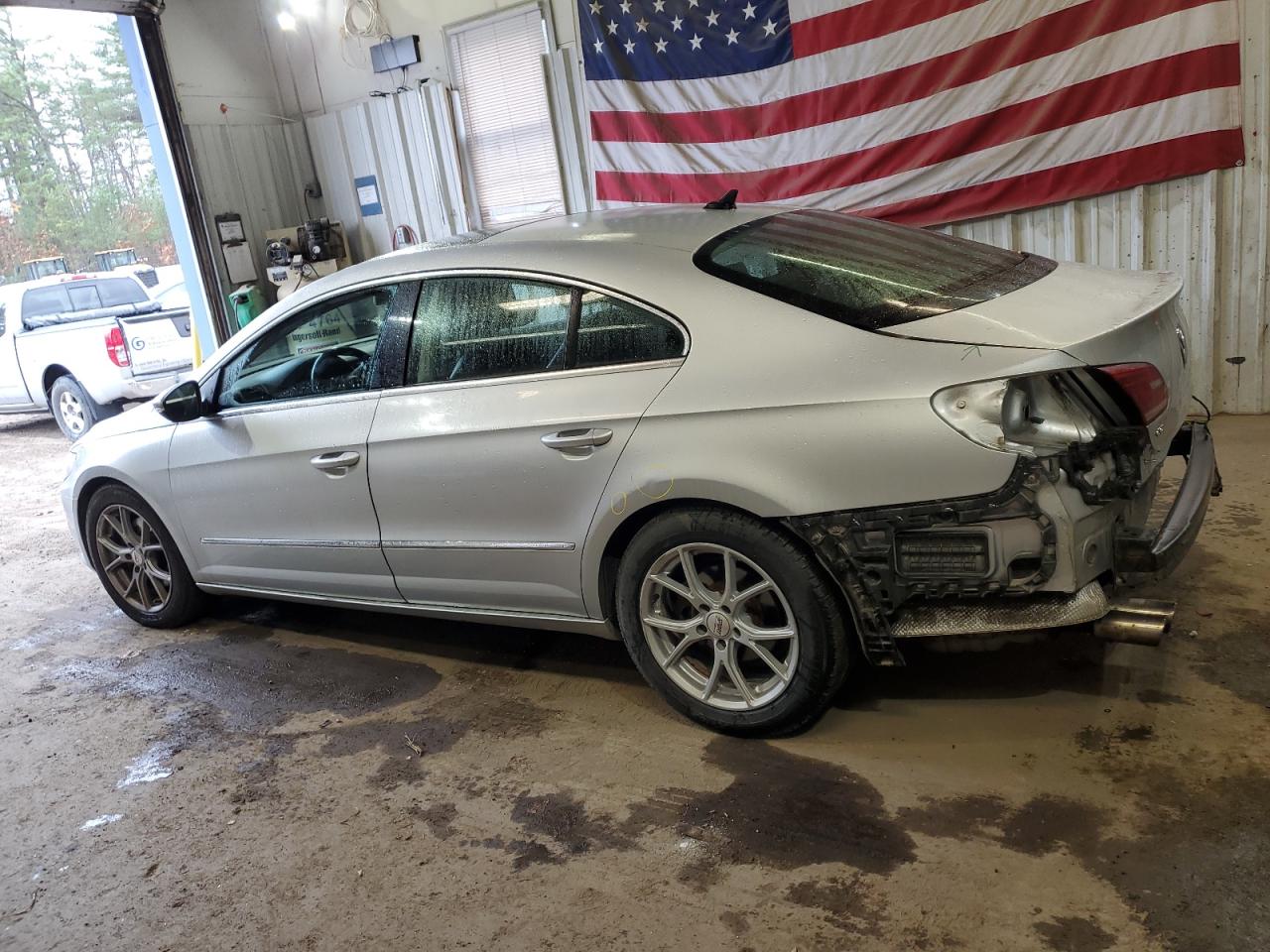 2013 Volkswagen Passat CC - Image 2