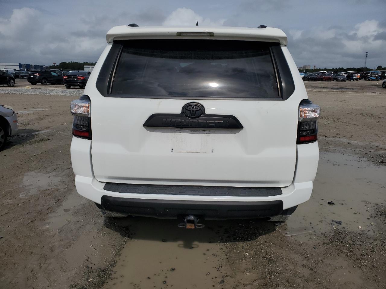 2021 Toyota 4Runner Sr5/Sr5 Premium VIN: JTEPU5JR2M5937000 Lot: 79184924